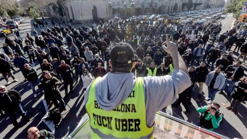 FC Barcelona y Élite Taxi alcanzan acuerdo y evitan protesta contra Uber