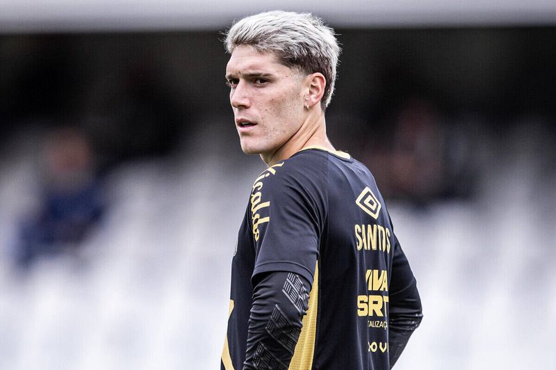 Expectativa em alta, mas Rollheiser ainda busca protagonismo no Santos