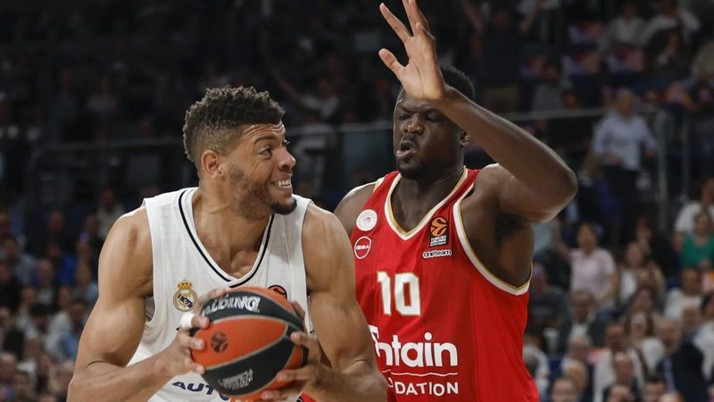 Tavares y Lyles brillan en la encuesta a capitanes de la Euroliga 2025-26