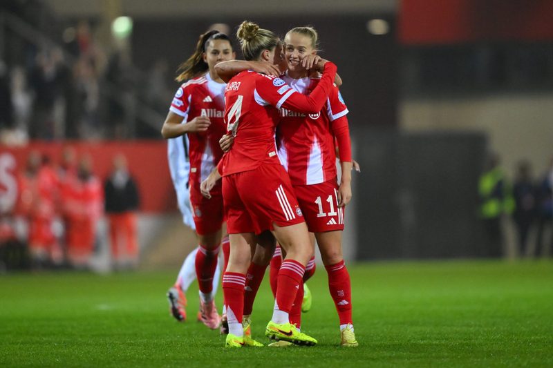 Lea Schüller erzielt 100. Tor für den FC Bayern und führt die Frauen zum Sieg
