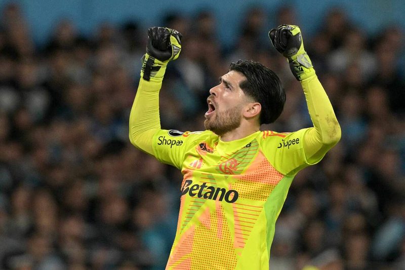 Flamengo supera pressão e garante vaga na final da Libertadores com empate heroico
