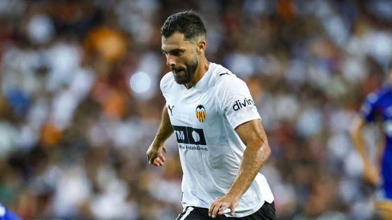 Deportivo Alavés y Valencia CF se enfrentan en Mendizorroza con urgencia por sumar en LaLiga