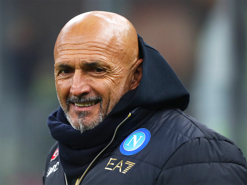 Tifosi del Napoli contestano Spalletti: lo striscione polemico dopo il trasferimento