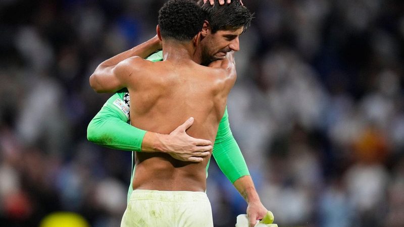 Xabi Alonso busca consolidar al Real Madrid mientras Courtois lidera en vísperas del clásico