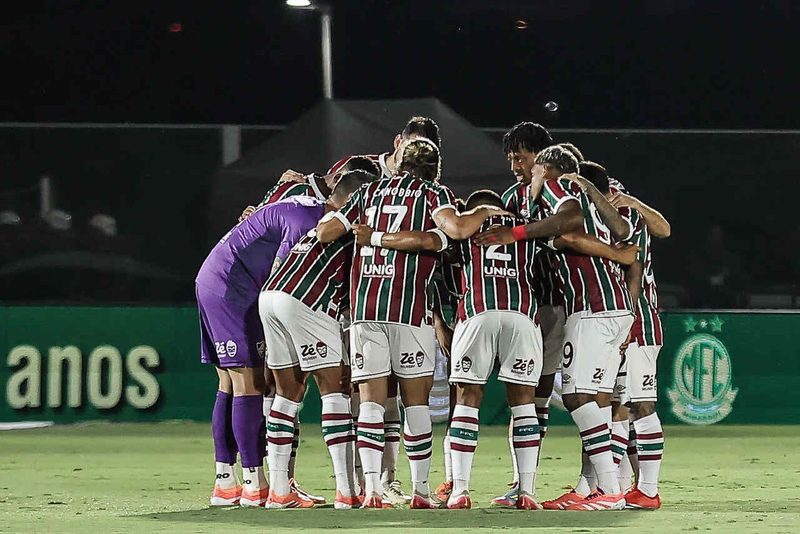 Fluminense busca reverter desempenho fora de casa em desafio contra o Ceará
