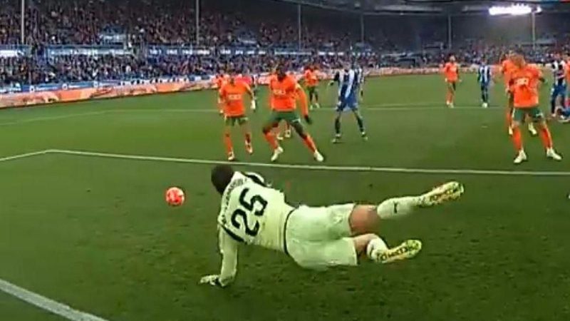 Valencia de Corberán: El adiós virtual a Europa tras la derrota en Vitoria