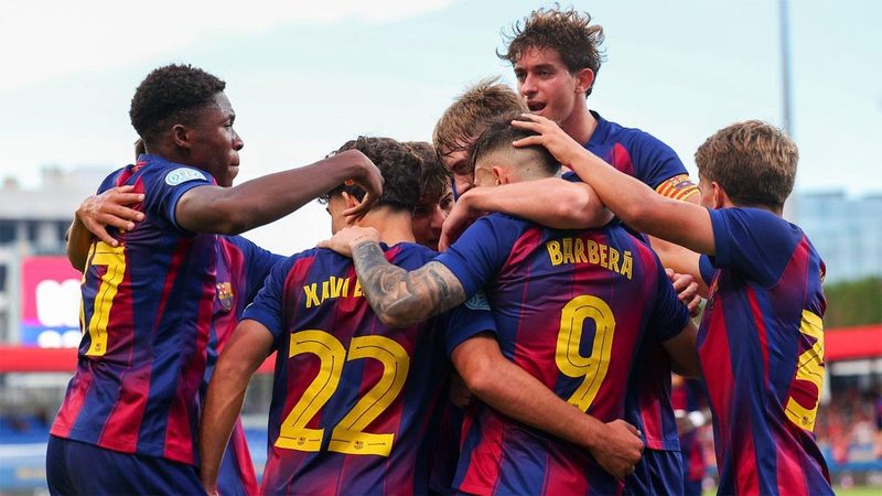 Barça Atlètic y Girona B se preparan para el miniderbi catalán en Montilivi