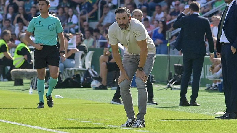 Eder Sarabia defiende arbitraje en campo y valora el gran partido del Elche ante el Athletic
