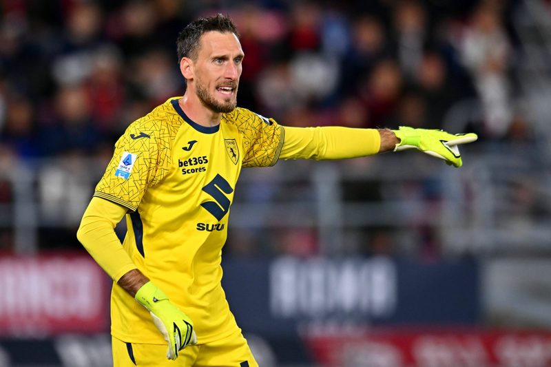 Il Torino blinda Paleari: rinnovo fino al 2027 per il portiere ex Benevento