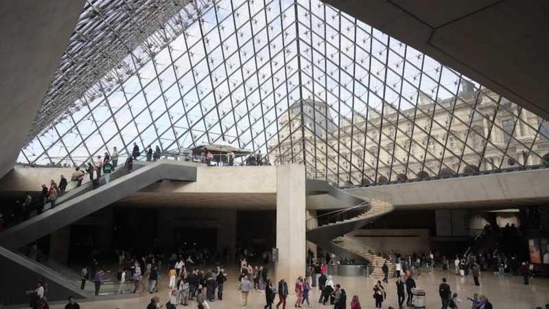 El Dioni analiza el robo millonario en el Louvre y descarta venta directa de las joyas