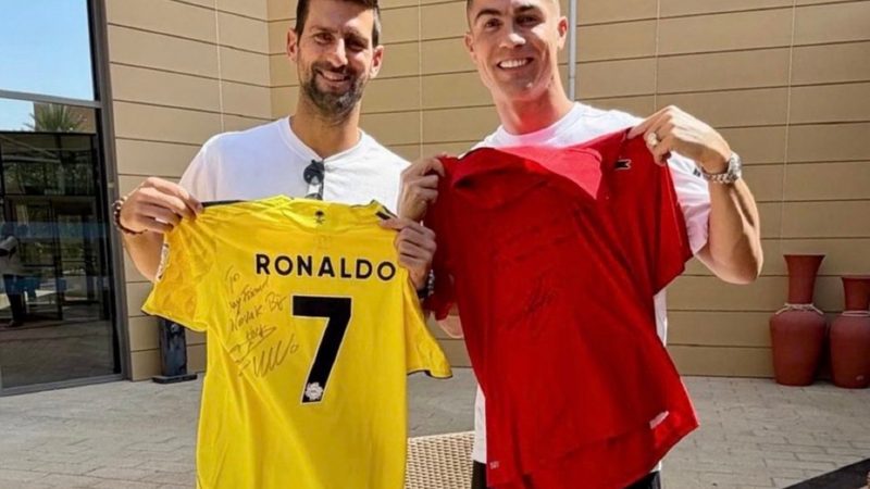 Djokovic y Cristiano Ronaldo intercambian camisetas en Riad y fortalecen su admiración mutua