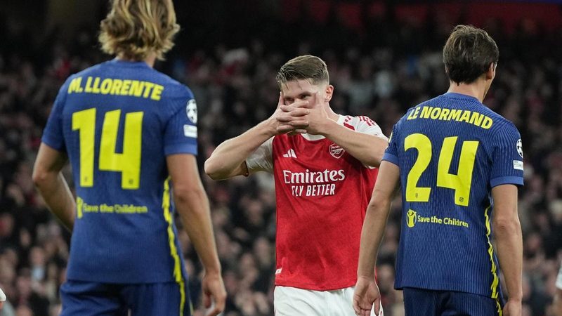 Atlético de Madrid sufre goleada 4-0 ante Arsenal en el Emirates con cuatro goles en 13 minutos