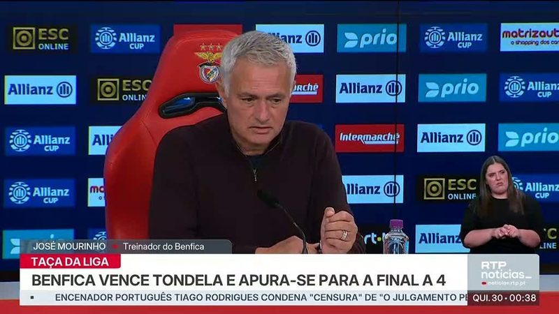 Mourinho critica desempenho do Benfica na vitória sobre o Tondela