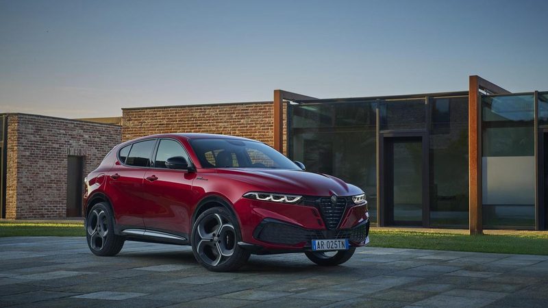 Alfa Romeo actualiza el Tonale con nuevo diseño y motores revisados para 2024