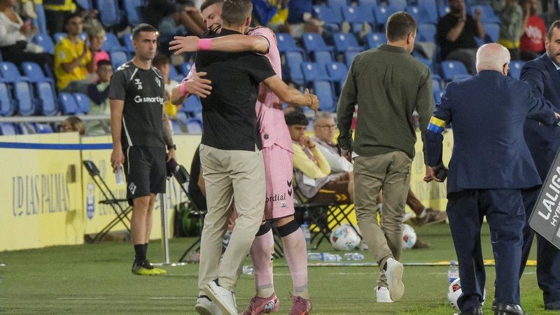 Milos Lukovic se redime con gol y ovación en el regreso de la UD Las Palmas