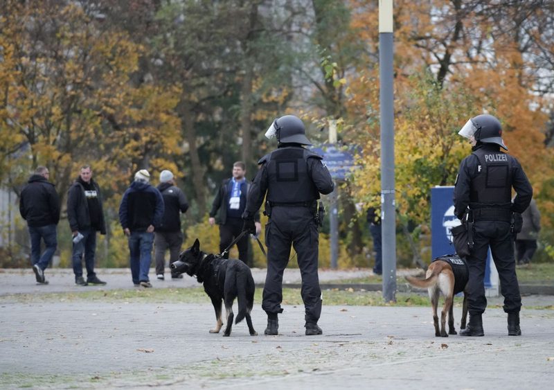 Nach Hochrisiko-Spiel in Berlin: Polizei verzeichnet 30 Festnahmen und Krawalle