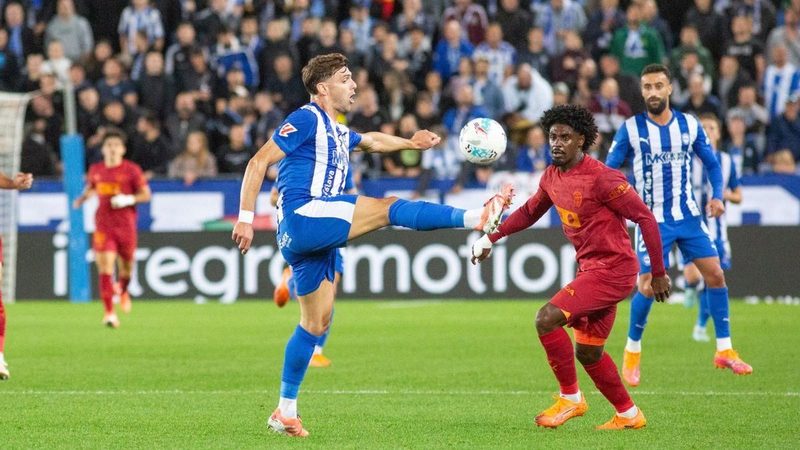 Valencia empata sin brillo ante Alavés y sigue en crisis tras parón