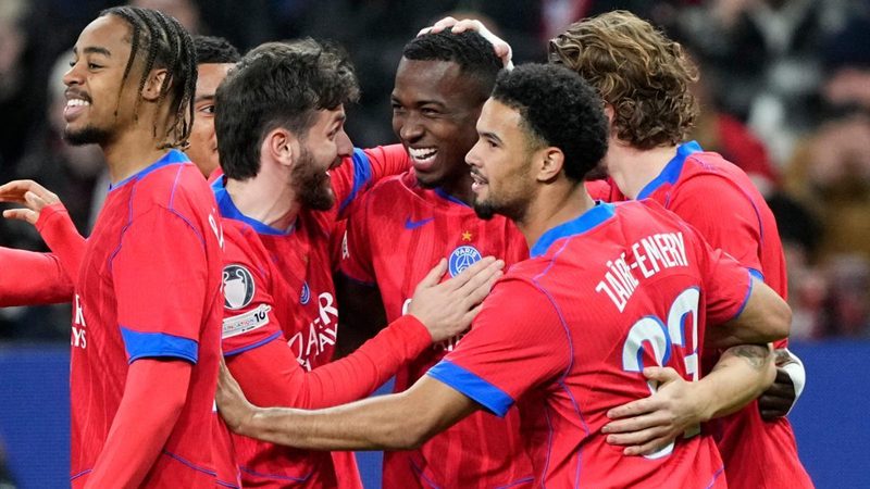 PSG de Luis Enrique arrasa al Bayer Leverkusen en un partido de locura en BayArena