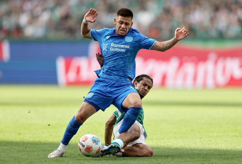 Claudi Echeverri unzufrieden: Leverkusen-Leihe vor dem Aus?