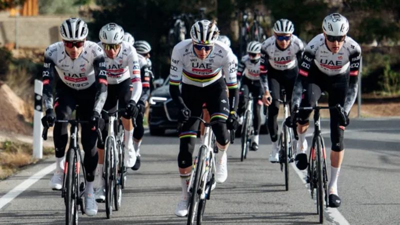 Pogacar y UAE Team Emirates brillan con 95 victorias, la mejor temporada histórica del ciclismo moderno