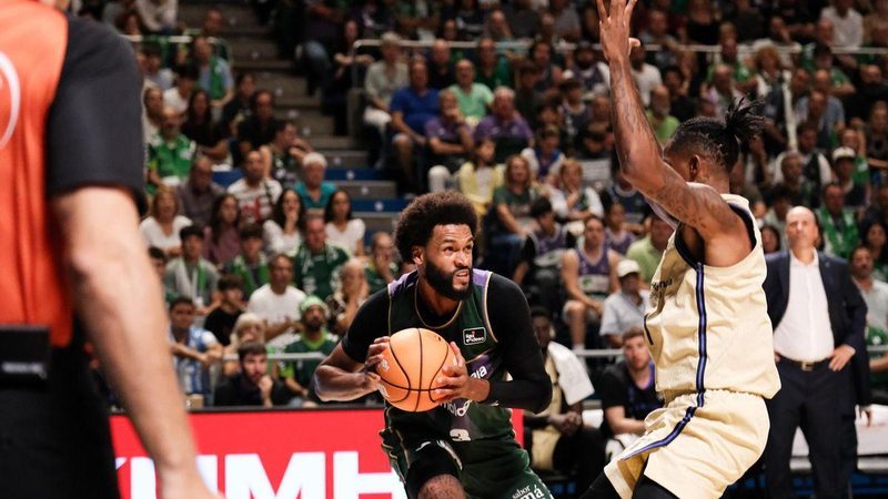 Unicaja sufre su primera derrota y cae al quinto puesto tras la tercera jornada de Liga Endesa