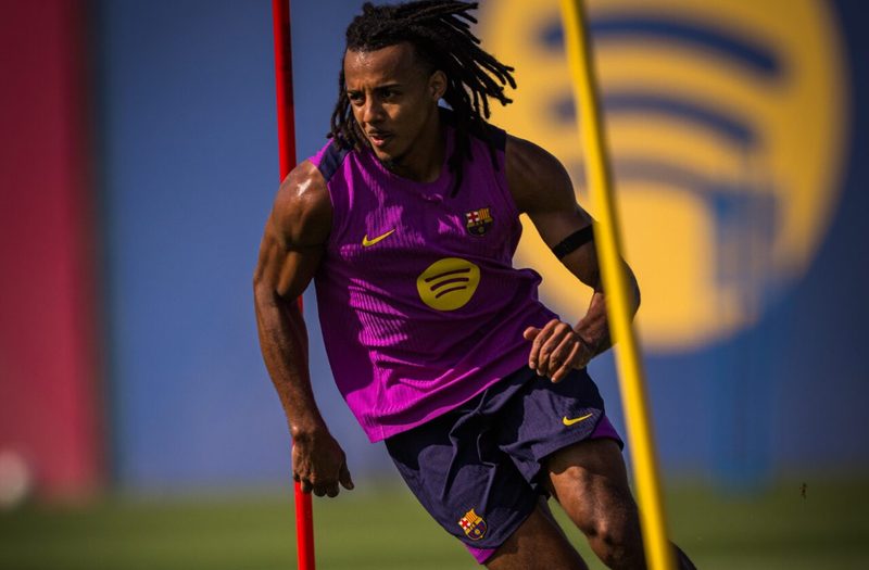 Barcelona busca reabilitação contra Elche em La Liga após derrota no clássico