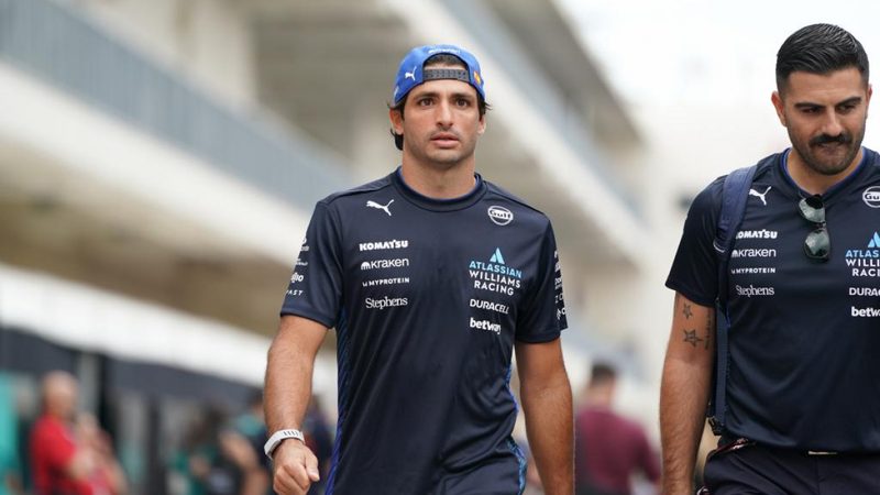 Carlos Sainz defiende su actuación tras choque con Kimi Antonelli en carrera