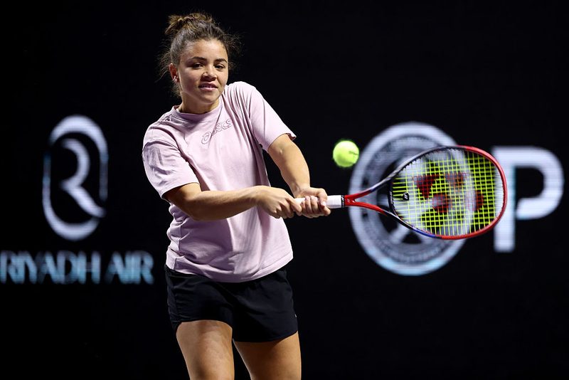 Jasmine Paolini affronta Sabalenka: analisi e pronostico per le Finals WTA 2025