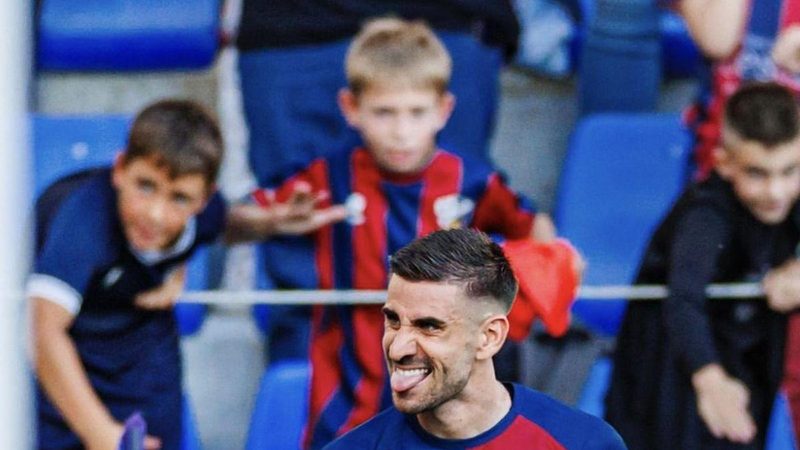 Dani Ojeda destaca a la UD Las Palmas como el equipo que mejor juega en Segunda División
