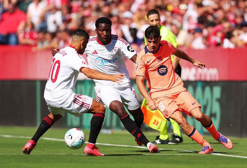 Barcelona sofre com lesão de Pedri e vê lista de desfalques aumentar na temporada