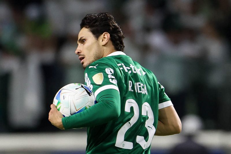 Raphael Veiga brilha e garante classificação do Palmeiras à final da Libertadores