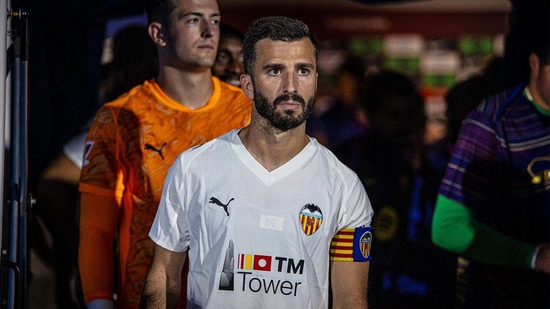 José Luis Gayà iguala a Dani Parejo con 383 partidos oficiales en Valencia CF