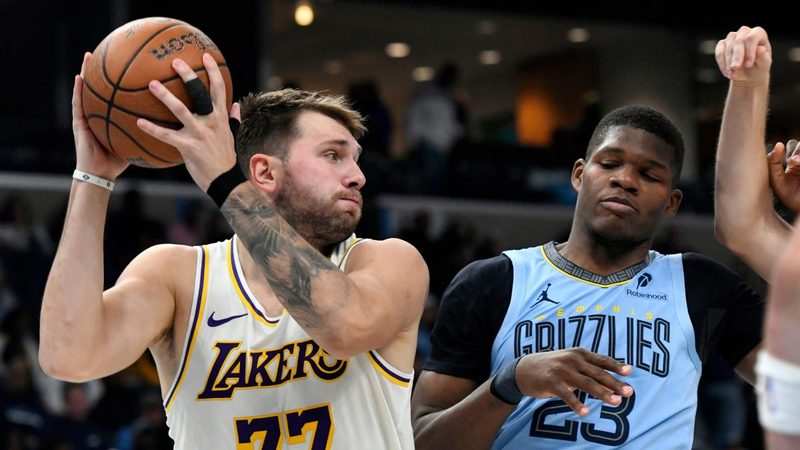 Doncic spaventa ad Halloween: record storico e Lakers vincenti