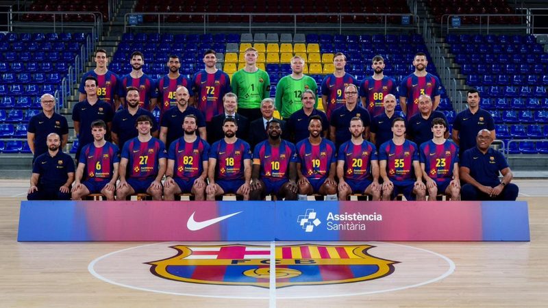 Joan Laporta felicita al Barça de balonmano tras conquistar tres títulos en la temporada