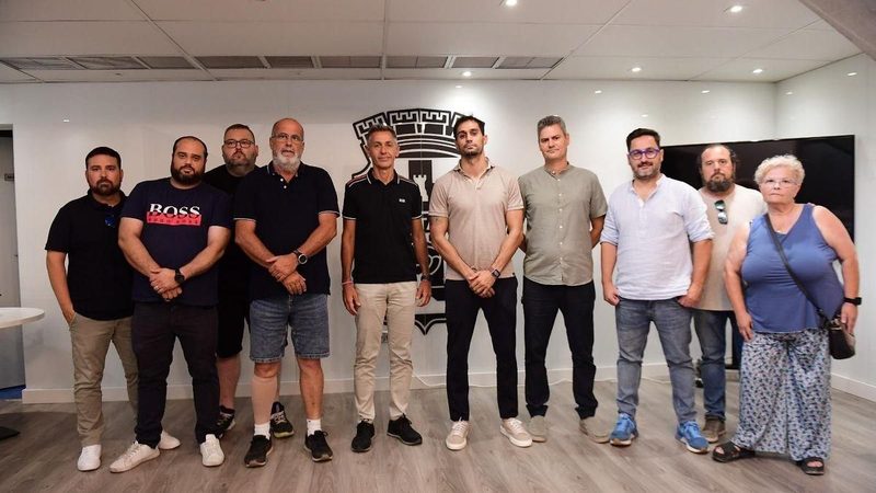 La Federación de Peñas del FC Cartagena exige acelerar la venta del club ante falta de avances