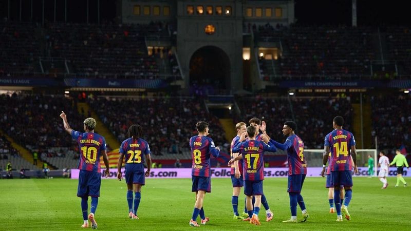 Barça recupera confianza con goleada en Champions antes del clásico en el Bernabéu