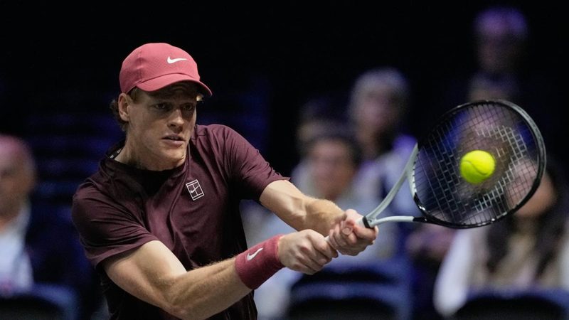 Un sabato di sport in tv: Sinner-Zverev e le sfide di calcio del 1° novembre