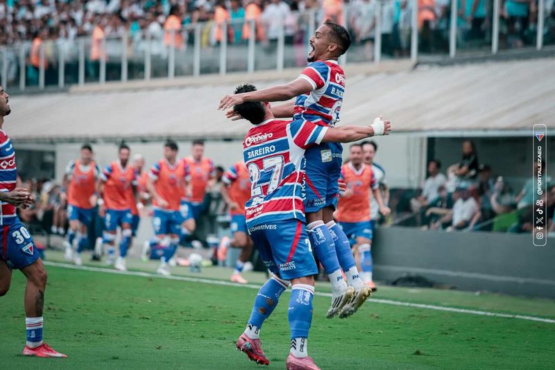 Empate emocionante entre Santos e Fortaleza com retorno de Neymar na Vila Belmiro