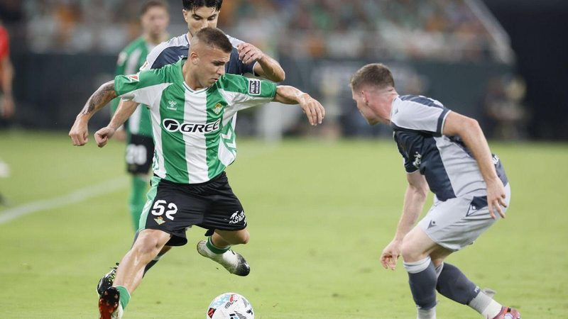 Dani Fragoso destaca el talento y compromiso de Pablo García antes del estreno en UEFA Youth League