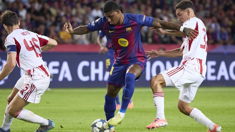 Exjugador del United critica duramente a Rashford y cuestiona su evolución en el Barça