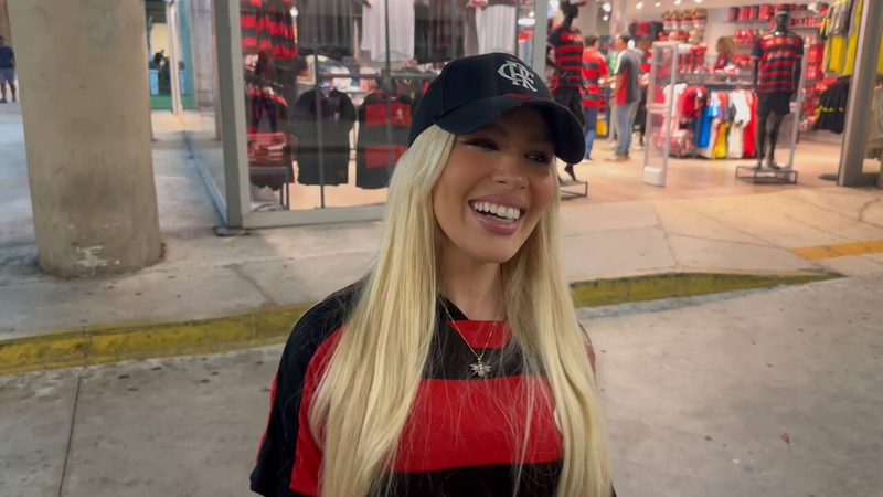 Karoline Lima surpreende ao seguir Léo Pereira após classificação do Flamengo
