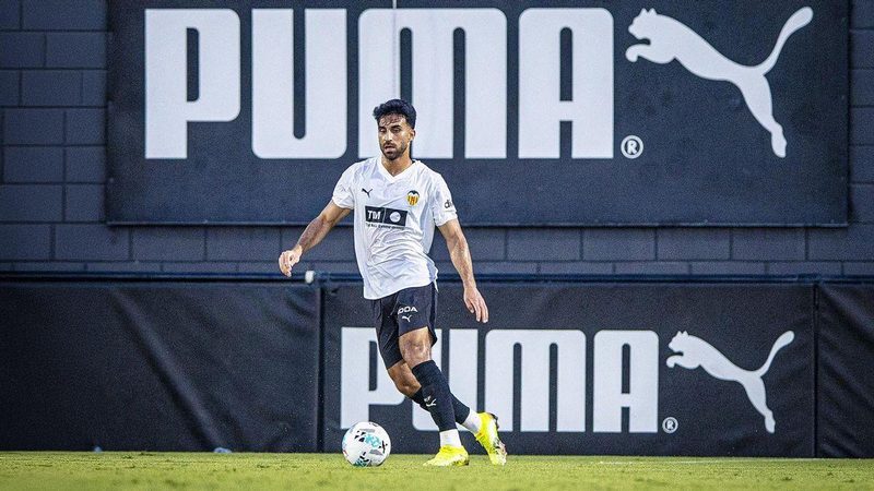 Eray Cömert regresa al Valencia tras dos años y cinco meses y se perfila para el derbi ante Villarreal