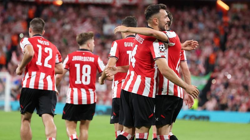 Athletic Club vence 3-1 al Qarabag y logra su primer triunfo en Champions 2025/26
