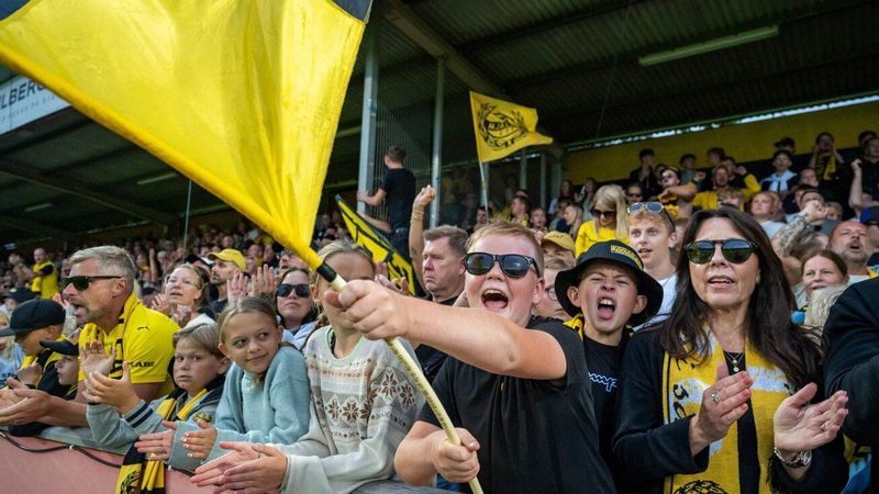 Mjällby conquista su primera liga sueca desde un remoto estadio junto al mar Báltico