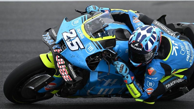 Raúl Fernández se une a los grandes y acerca a España a Italia en victorias en MotoGP