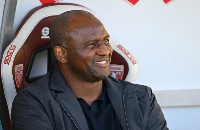 Patrick Vieira resta al Genoa: la sfida contro il Sassuolo sarà decisiva