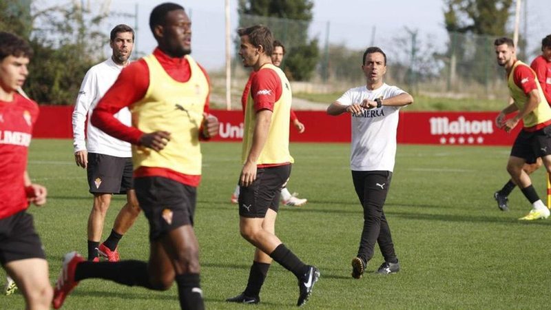 Borja Jiménez impulsa la reacción del Sporting con confianza y juego renovado