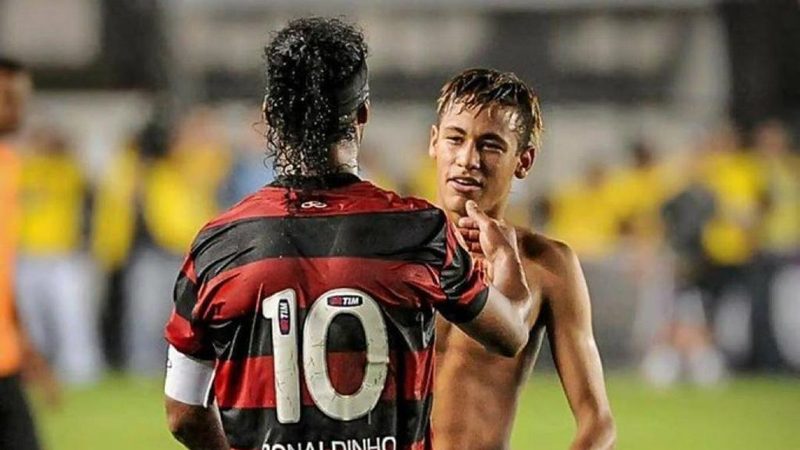 Neymar y Ronaldinho protagonizan una noche histórica en el fútbol brasileño