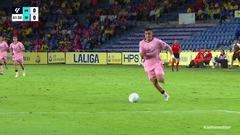 UD Las Palmas vence al Eibar y asegura puesto en ascenso directo con marcador 3-1