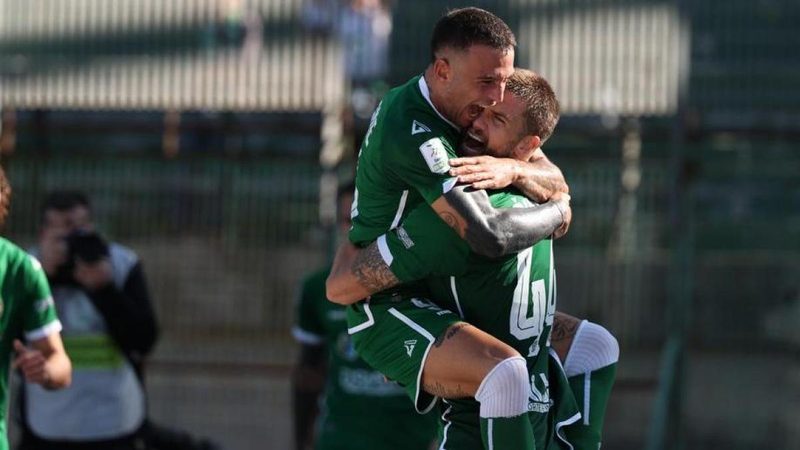 Avellino festeggia una vittoria spettacolare: 4-3 alla Reggiana con rimonte incredibili